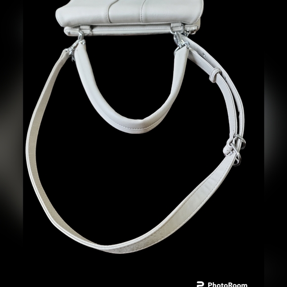 Matt & Nat Eeha Crossbody - Picture 8 of 8